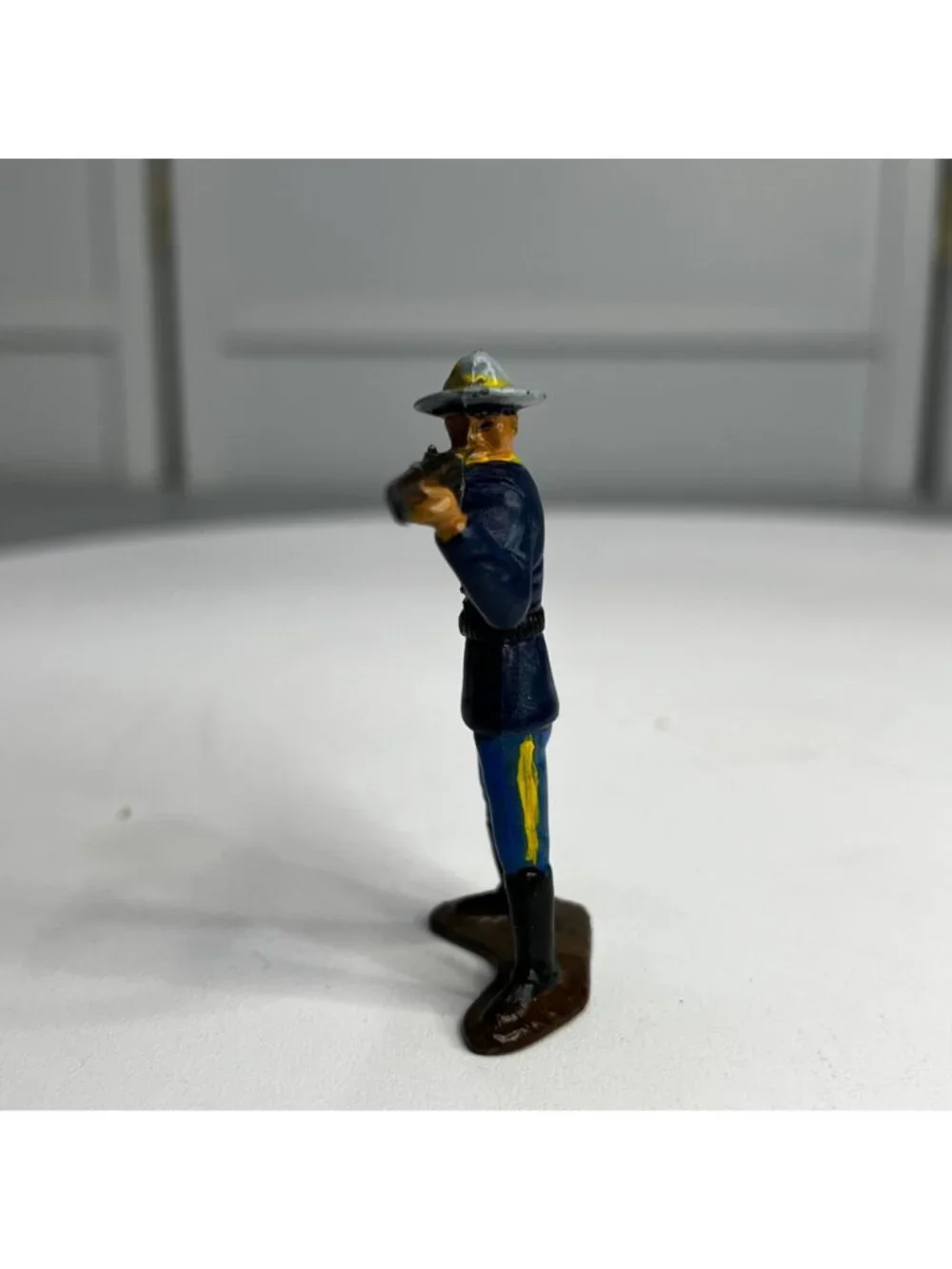 Vintage Union Calvary Soldier Figurine in Firing Pose - Possibly Marx Reissue?